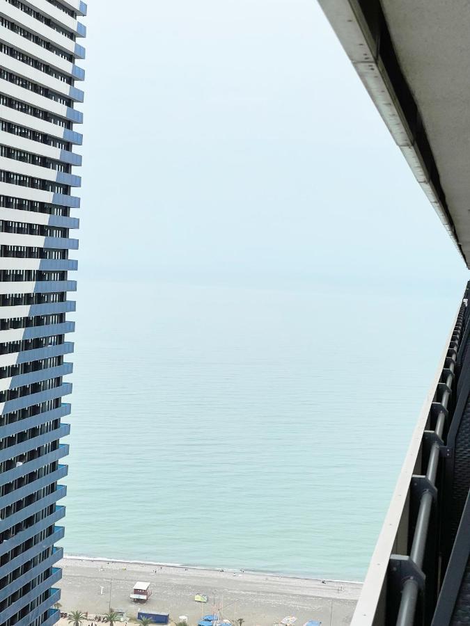 Sea ​​View In Orbi City Batumi Eksteriør billede
