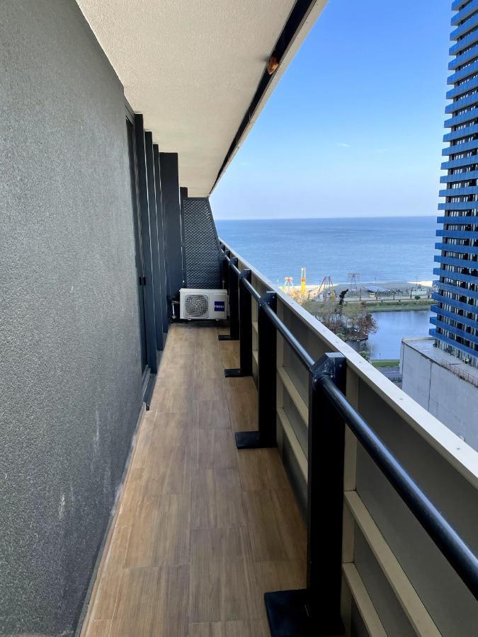 Sea ​​View In Orbi City Batumi Eksteriør billede