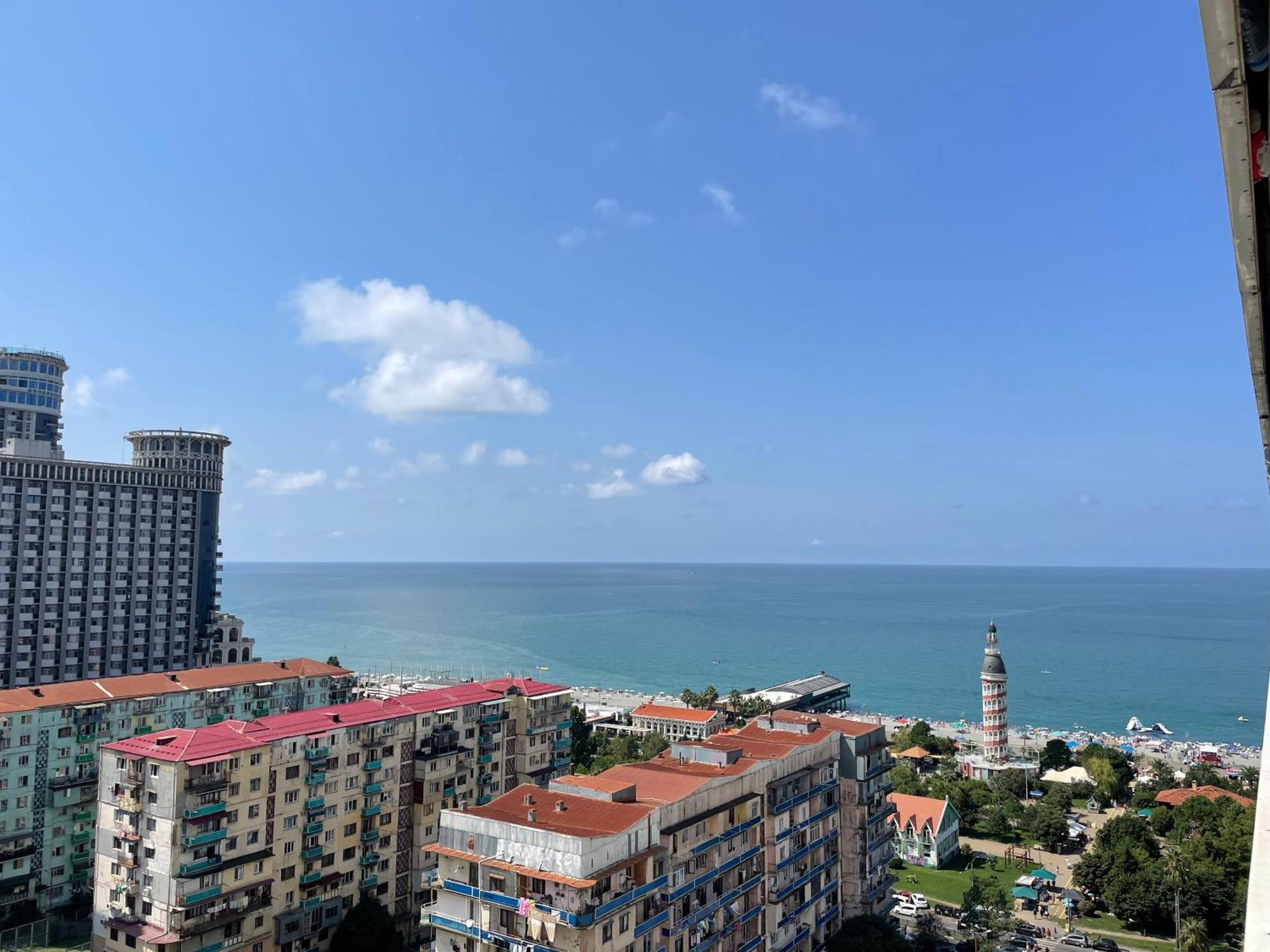 Sea ​​View In Orbi City Batumi Eksteriør billede
